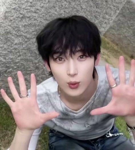 Avelynarc's tweet photo. 🐾 

#JUNENOO #SUNOO https://t.co/lr3lTq4AOV