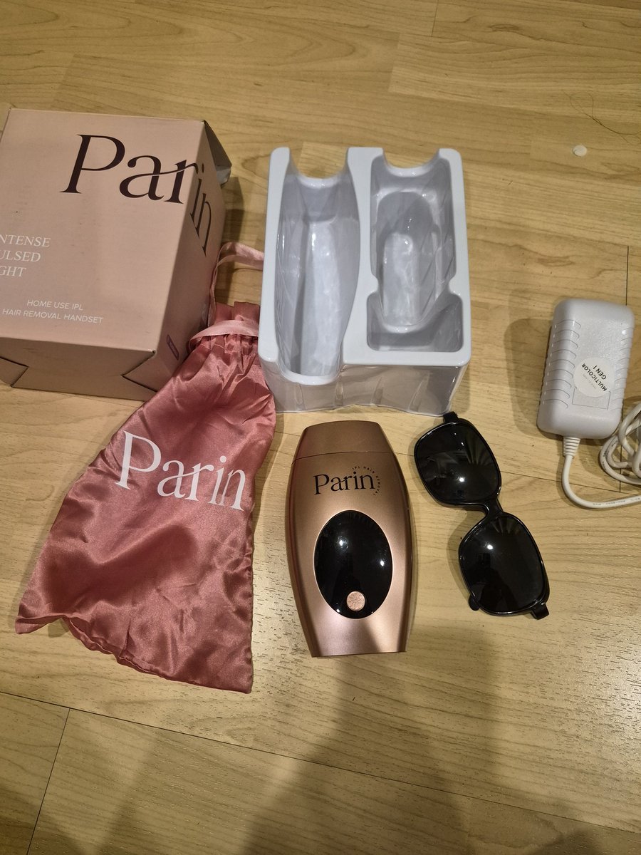 Taasmaa_'s tweet photo. ส่งต่อเครื่องเลเซอร์ parin gen1
690บาท ส่งฟรี สนใจเดมพตได้ค่ะ💖
#parin #ส่งต่อparin #ส่งต่อเครื่องสำอาง #เลเซอร์ขน #เครื่องสำอางมือสอง #เครื่องสําอางมือ2 #เครื่องเลเซอร์ #เสื้อมือสอง #ส่งต่อเสื้อผ้ามือสอง #ส่งต่อน้ำหอม https://t.co/DAKjQbdAaV