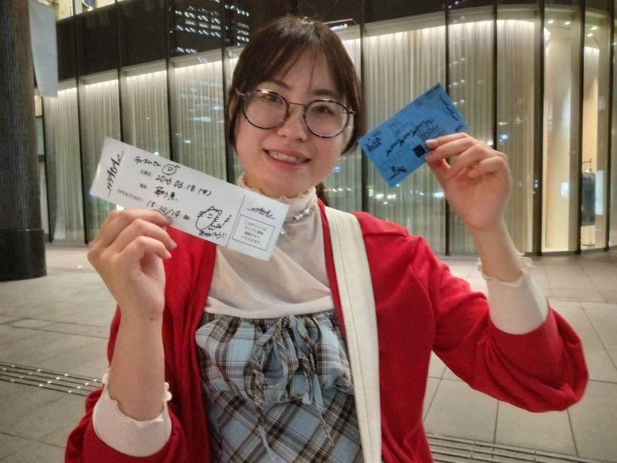 team8686's tweet photo. 今日は #wAtA さんの合同MUSICBUSKERからスタート。夜バスカーも気候が良くなってきました。来月のMIKKE出演や東名阪ツアーも決まりフリーライブながらも気分上々で歌われてたような感じ。全曲オリジナル、3ステージ入魂で楽しまさせてくれました。丁寧な楽曲解説もサービス満点です。
@wA_gorilla_tA https://t.co/OI4f9K5io7