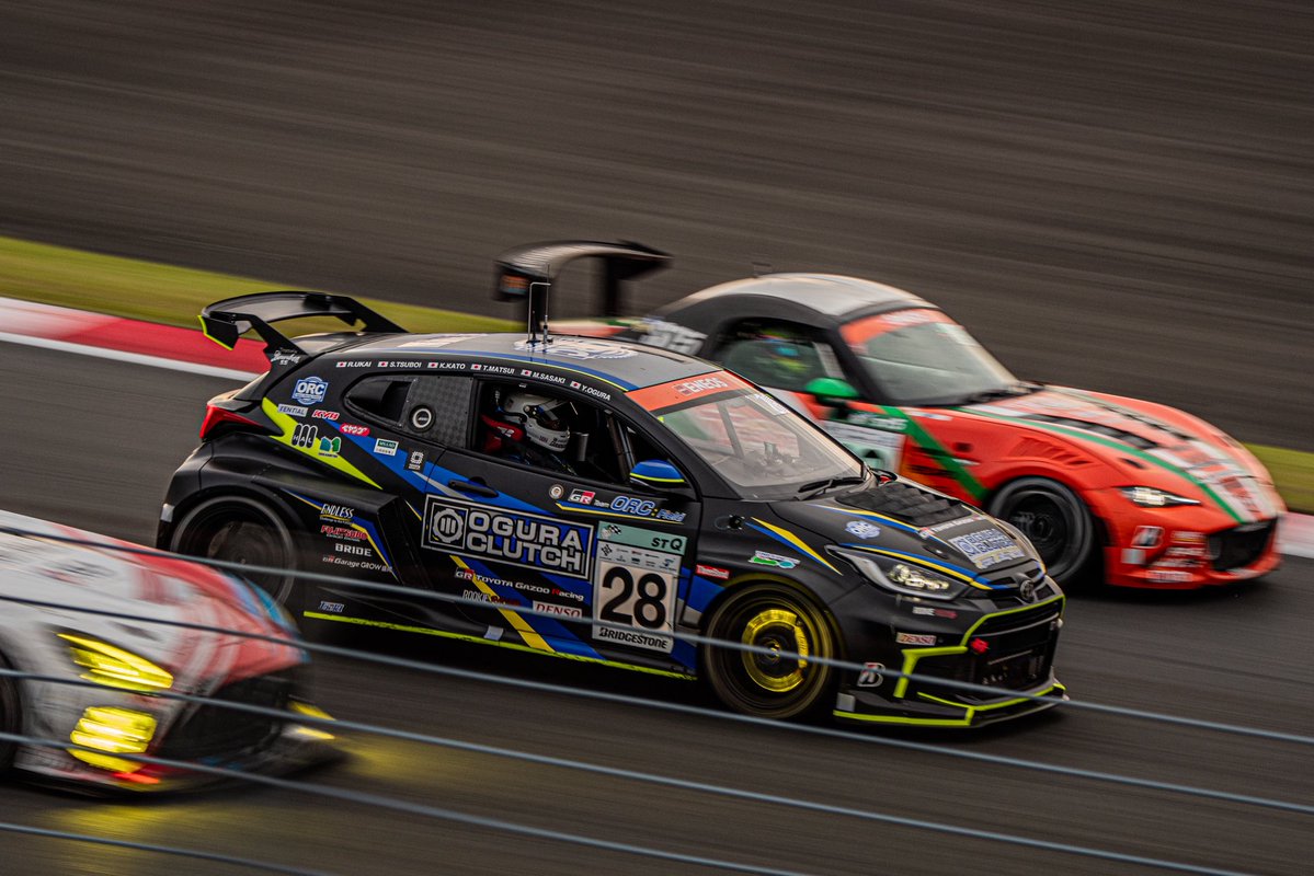 VIPER_SRT_19's tweet photo. S耐がS耐しすぎている瞬間4選

#S耐 
#Fuji24h https://t.co/fcCe9ysvEv