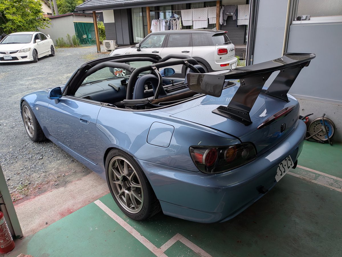 buchi_2000_'s tweet photo. 漢は黙ってダッシュ貫通6点
後ろ2点を内装無し用にして斜め追加するのが夢です https://t.co/lBJ7BlAYOh