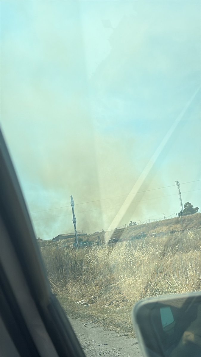 sergiogorge's tweet photo. Así va el incendio a la altura de Gibraleón @Meteohuelva https://t.co/UTCGccryCD