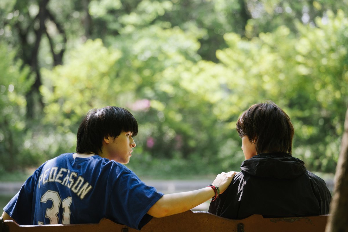 WUseriesGMMTV's tweet photo. จบแล้วน้า #WUTheSeriesEP6 วันนี้ช็อก! ทึ่ง! อึ้ง! แบบสุดๆ และที่สำคัญที่สุดคือนิรันดร์โดนตัดขวัญ คนที่ช่วยได้มีพี่พีทคนเดียวด้วย!!  แล้วสัปดาห์หน้ามาเป็นกำลังใจกันต่อนะครับ!💪🏻👀

สำหรับใครที่พลาดสามารถรับชมย้อนหลังที่แรกได้ที่ Viu ตอนนี้แล้วนะ! 
@skywongraveee @Hirunkit_ https://t.co/m2tux6Si9e