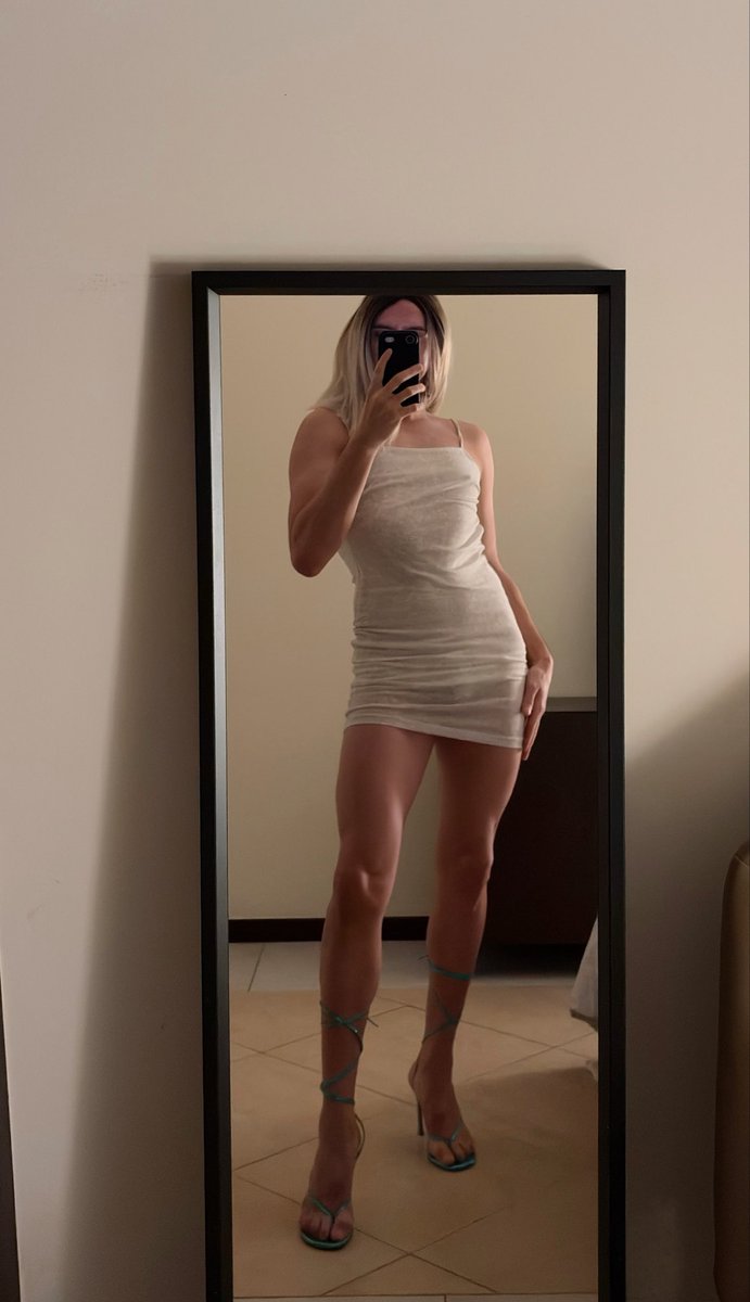 cdzinhax91's tweet photo. I got you so excited, you want me like you should 💋
#sissy #crossdress #girly #cd #bottom #sissygirl #dubai #date #heels #feminiziation #natural #needforspeed https://t.co/1IfYuuy5RB