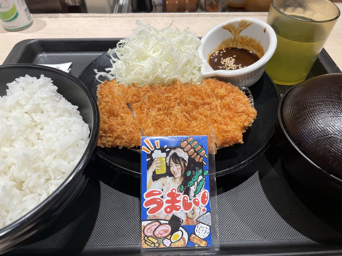 ako1684's tweet photo. これみて松のやにしたよね。
松屋は特盛まであるのに、松のやは大盛までなの解せん🤡うちの近くだけ？ https://t.co/oFfr2sFipX