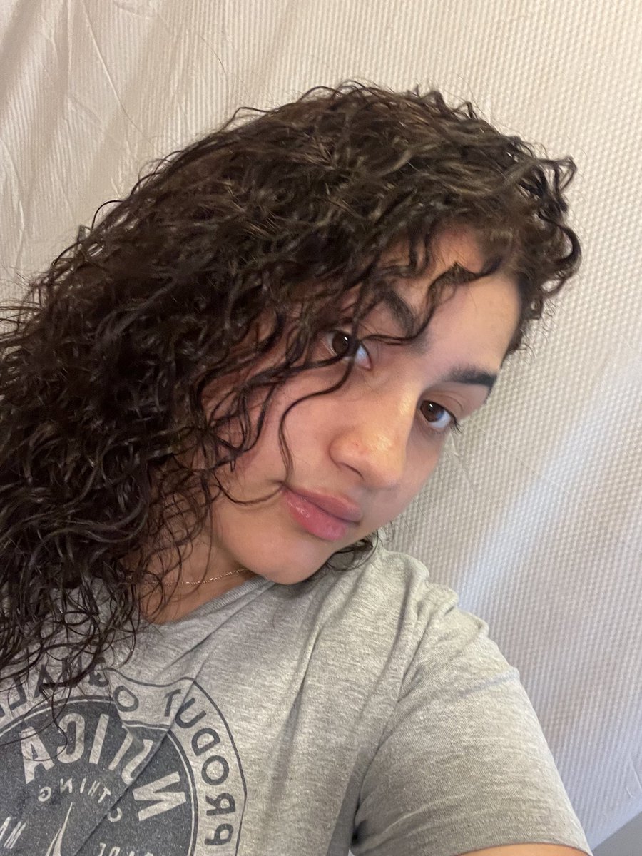 itzDynastyyy's tweet photo. I grew so much, first picture was very depressed dealing with something that I never thought would happen to me. The second picture was growth and happiness within myself! ❤️‍🩹 https://t.co/dYVWjNkpDI