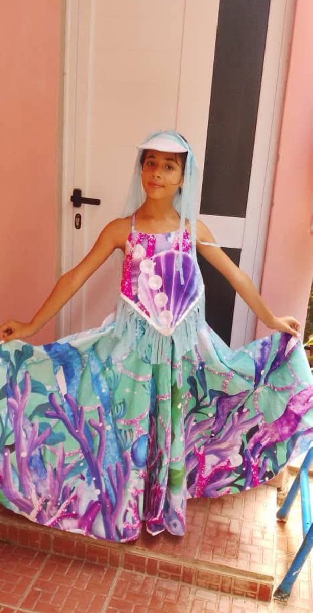 Comunicado95131's tweet photo. #Gibara#HolguínSí
#AGibaraManosYCorazon
🎭🧵Conoce a los participantes en nuestro Concurso de disfraces "Semillas de la naturaleza".
¡Muchas felicidades!
#jibarama2026
#Gibara https://t.co/7gAAiyg4EJ