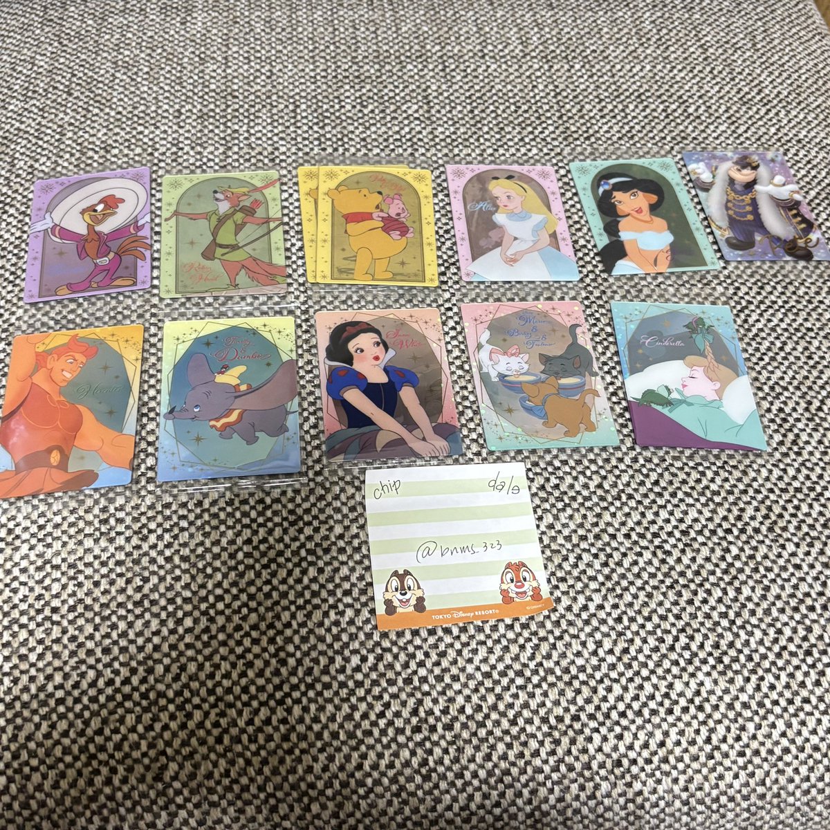 bnms_323's tweet photo. 【交換】ディズニー Disney Characters ウエハース カード 第1弾 第2弾

譲→画像1

求→画像2(マーカー以外)
        ミッキー、プルート、マックス、デール

郵送希望
他投稿との異種交換可能です
お心当たりのある方はぜひお声がけください！ https://t.co/c6EJTcN0Sc