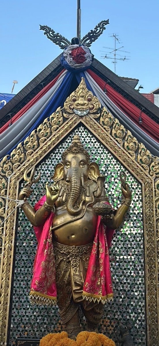 gusssnk's tweet photo. 🕉 โอม ศรี คเณศายะ นะมะฮา  🕉
อรุณสวัสดิ์ เช้าวันพุธที่ 10 มิถุนายน 2569 
ขอให้สิ่งดีๆ จงบังเกิดแก่ผู้ที่เข้ามาเห็นโพสต์นี้ทุกคนนะครับ

#ติ๊กฟ้ามหานคร #แลกติ๊กฟ้า #สายมู #เสริมดวง #โชคลาภ #ขอพร #มูเตลูเรียกทรัพย์ #มูเตลู #ติ๊กฟ้า https://t.co/9Jij6Bf9eS