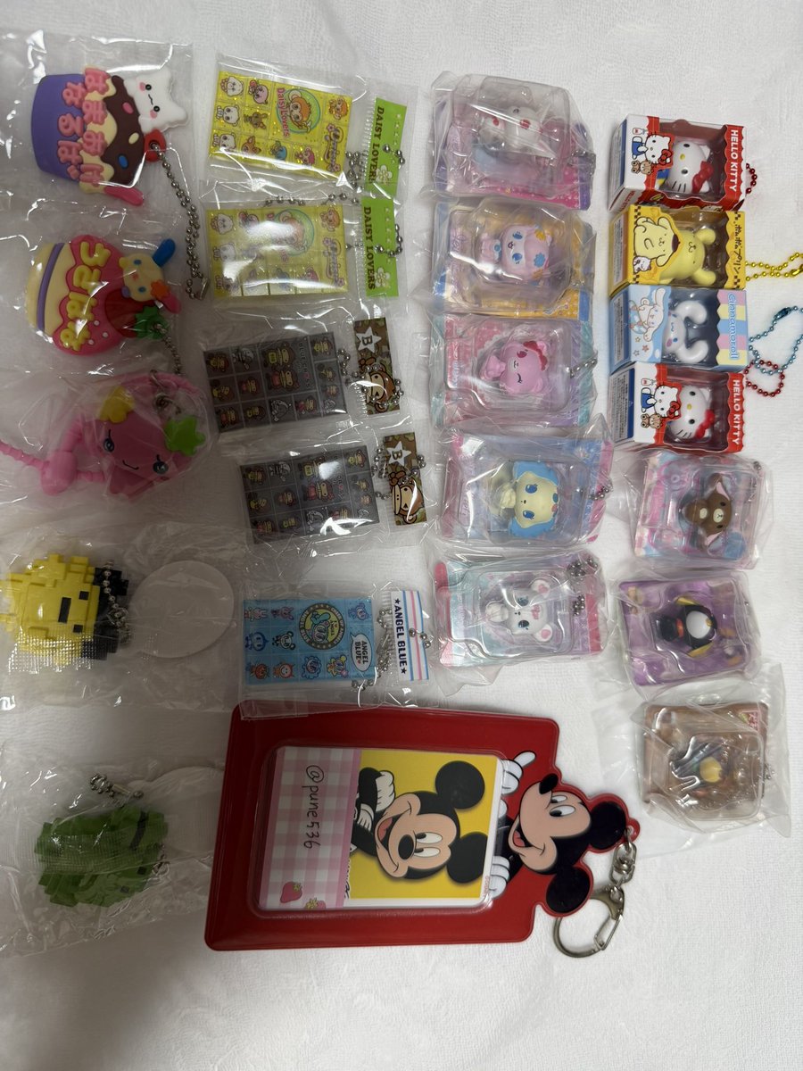 pune536's tweet photo. 【交換】ガチャガチャ 交換 めじるし アクセサリー チャーム マスコット ガチャ サンリオ たまごっち ディズニー

譲:画像

求:ヨッシー、未所持めじるしチャーム、チャーム類なんでも検討致します

#ガチャ交換
#めじるしチャーム
#サンリオ
#たまごっち https://t.co/VopQGPDoJU