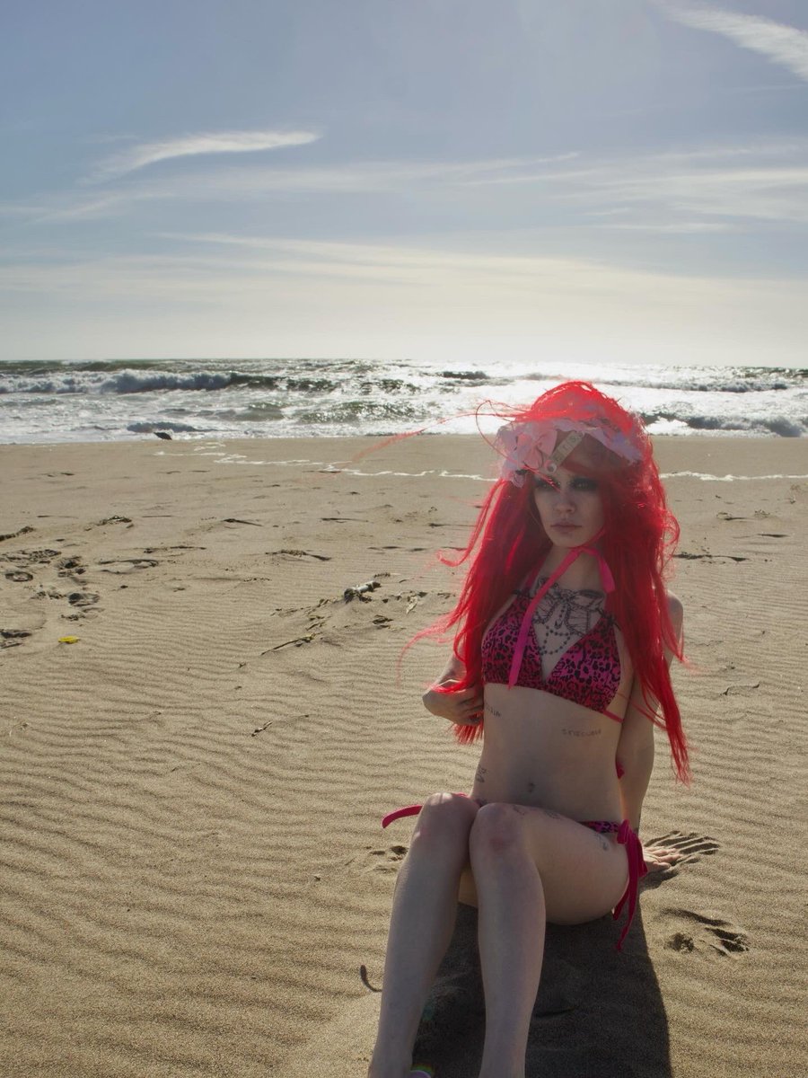 444theflies's tweet photo. Beach day https://t.co/mriqg55ddD