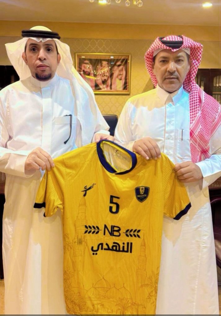AL_ambraator's tweet photo. أضواء الوطن|
“الإمبراطور تتجه للمدارس” : شراكة لصقل واكتشاف المواهب الكروية الواعدة. https://t.co/oPAhDdbEAv https://t.co/AKyOWwqElm