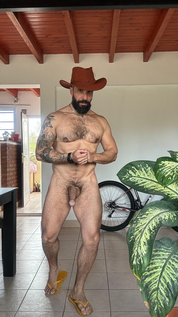 bulltovich's tweet photo. Anyone want to take care of this lone cowboy? 🤠
Chudai https://t.co/7Oq7nDTY0G