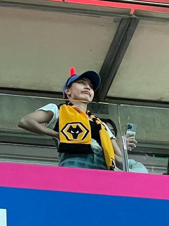 WithPJihyo's tweet photo. FIFA World Cup on Friday do you guys think Jihyo would tune in and watch too? (idk if y'all remembered but she watched the qualifier last time) https://t.co/2s5qtRu5OJ