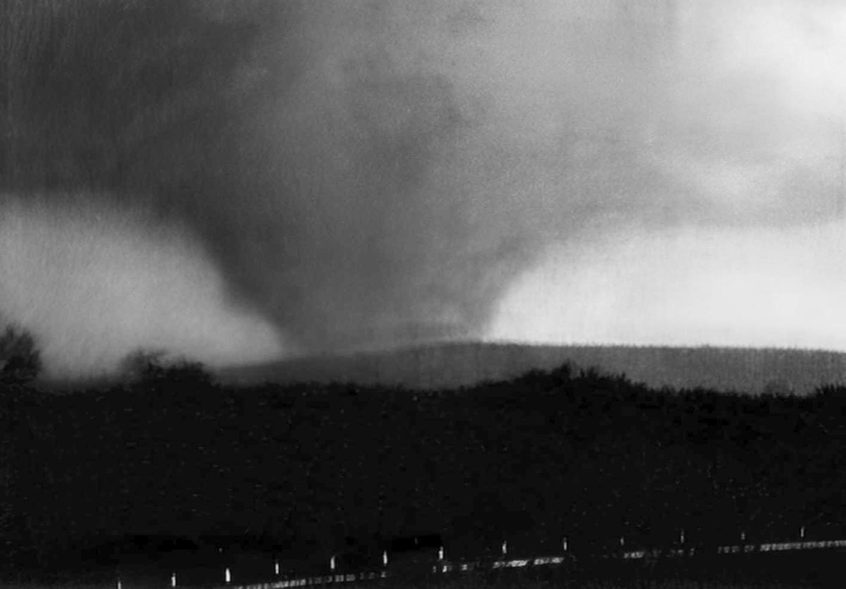 ProjectVORTEXv4's tweet photo. 73 years ago today — June 9, 1953: A devastating F4 #tornado struck Worcester, Massachusetts, killing 94 and injuring 1,288 as it carved a 48-mile path through central Massachusetts, becoming the deadliest tornado in New England history and leaving thousands homeless. https://t.co/7vgO5X7cBk