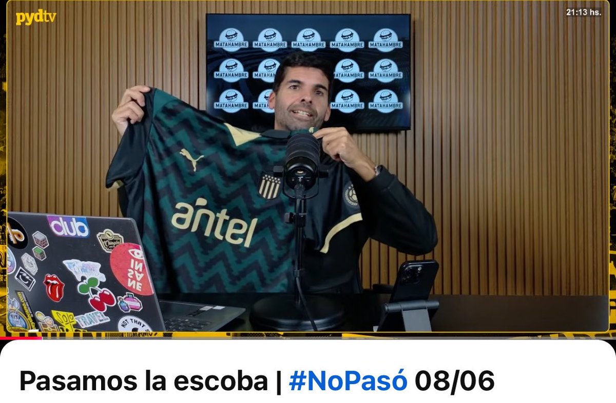 nicomzz's tweet photo. Anoche en #NoPasó se sorteó la camiseta Edición Especial de Peñarol, entre todos los miembros del canal de @padreydecanocom 

Y apareció María, la ganadora! 🎉🎉

Gracias a todos por el apoyo! ya se vendrán más novedades para la Comunidad PyD 💪🏻🟡⚫️ https://t.co/R4DIxnSZUm