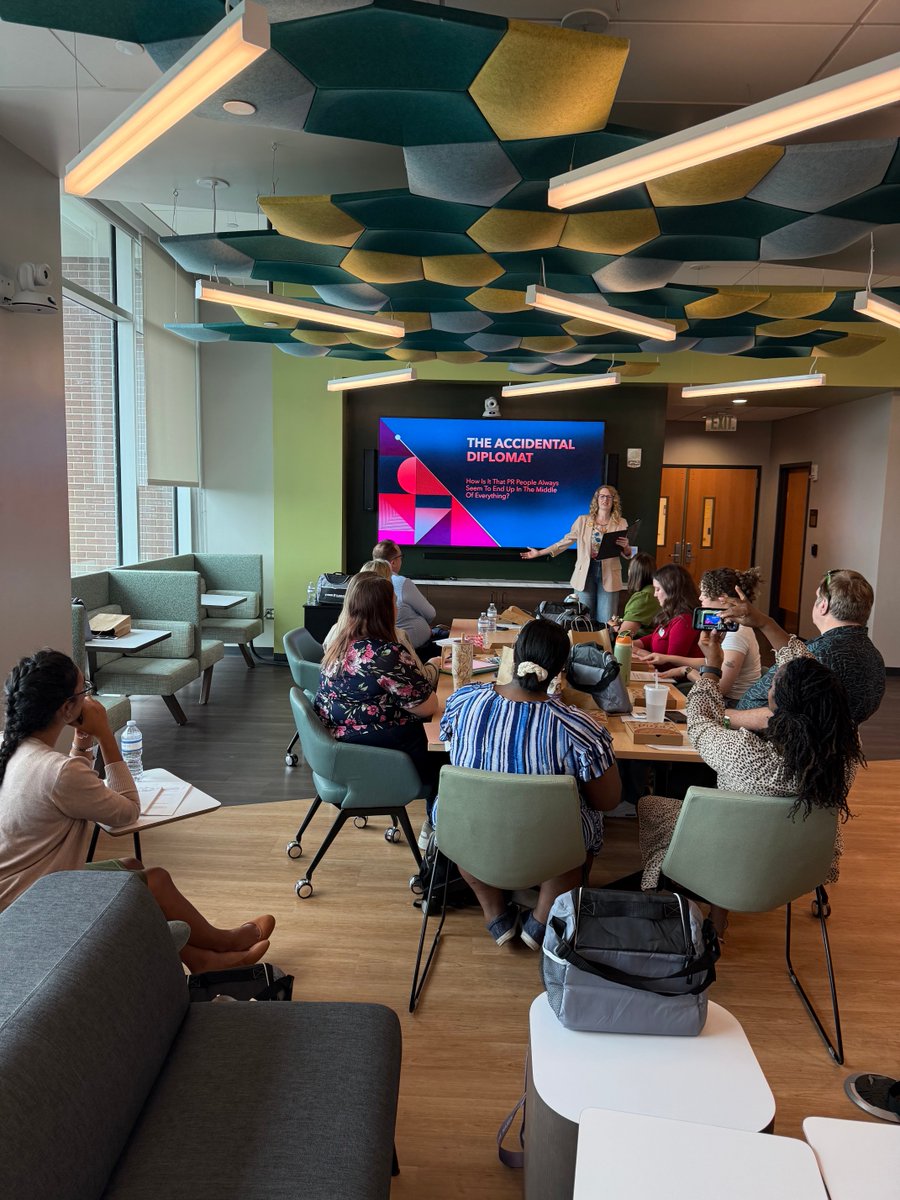 CyberSecurityFL's tweet photo. We enjoyed hosting #LeadershipFPRA Class X at Cyber Florida HQ last week! We shared insights on leading through uncertainty, explored Cyber Florida's resources and, of course, introduced everyone to Pixel. 🤖
@FPRA https://t.co/soJIO43qsW