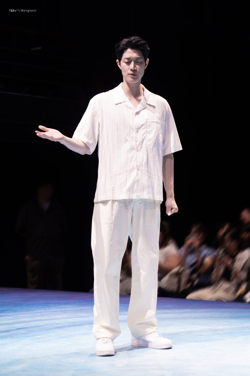 ongspic's tweet photo. 20260604.화이트래빗 레드래빗  
#박영수 

(  •̆ .̫•́  ) https://t.co/C3EnYptZmd
