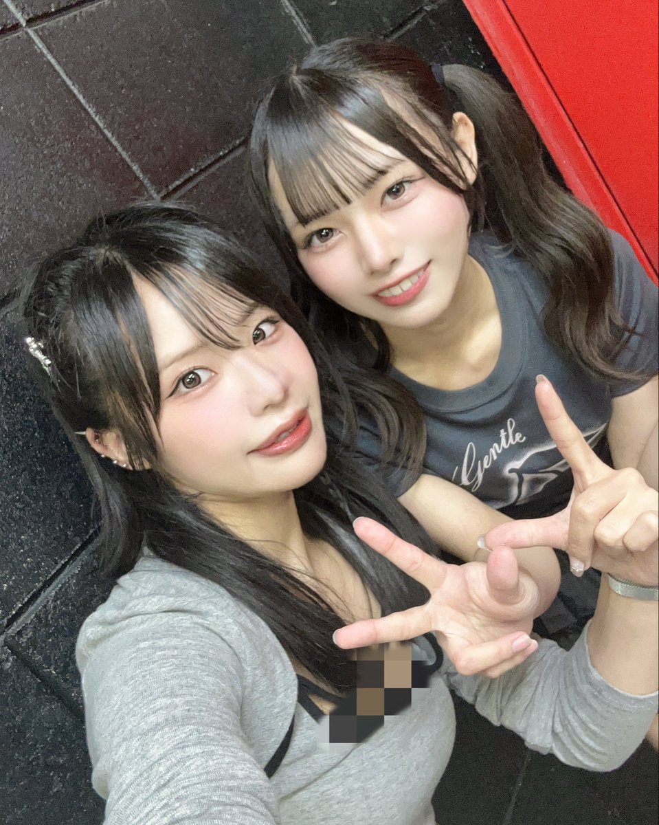 kn_klkl's tweet photo. 瀬戸内れもんちゃんとお写真撮ってもらいました🍋
めっちゃ可愛くて声かけちゃいました…………！ありがとうございました૮ o̴̶̷̤ ̫ o̴̶̷̤ ა https://t.co/5JX3pDIqvL