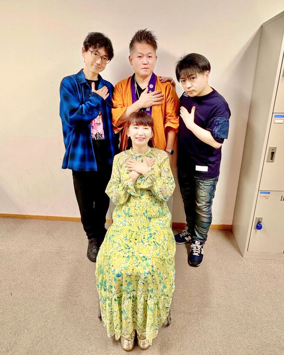 kaya_matsutani's tweet photo. 6月7日、裏話で大盛り上がり。あの話の新説を陶山さん自ら体現して解説。中山さんならではの裏話。いつも頼りになる菅沼さんの揺るぎない進行。私はお客様気分でずっと笑っていました。武道館LIVE2 も観たいですよね🥰
#陶山章央 
#菅沼久義 
#中山雅弘 
#松谷彼哉 
＃紐育散歩 ＃サクラ大戦 https://t.co/lGZu1rGdlz