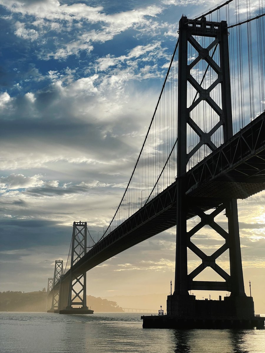 raul_dronca's tweet photo. Good morning, San Francisco! 🌁 https://t.co/uLqDaBWebS