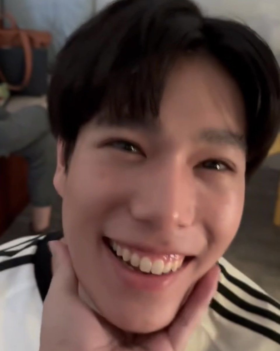 cutieminxn's tweet photo. ขอบีบแจ้มหน่อยได้มั้ย 💘🤌🏻 https://t.co/YY2LoW9FwK