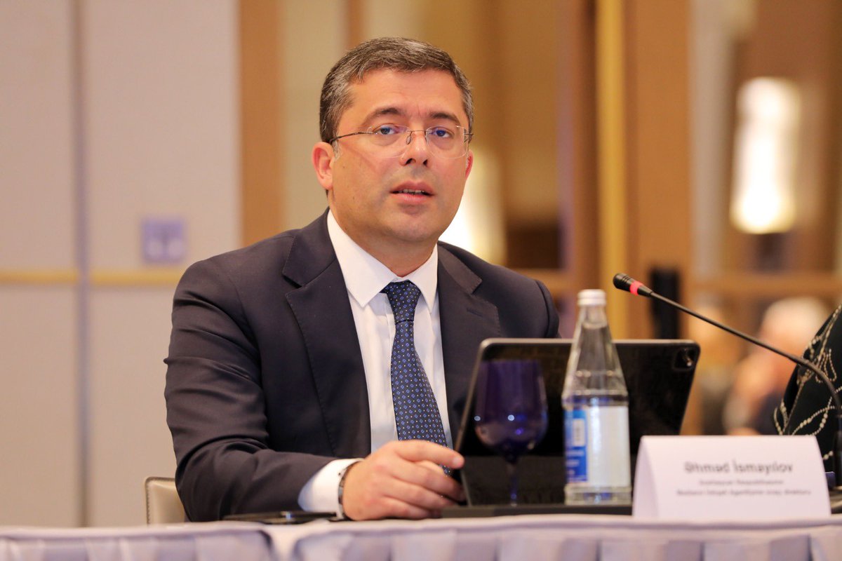 MediaGovAz's tweet photo. On 9 June 2026, within the framework of the Energy Dialogue Platform, a series of informational sessions titled “New Challenges in Global Energy Markets: Reliable Partnership and Azerbaijan’s Strategic Role” was launched for young #media representatives jointly organized by #SOCAR and the Media Development Agency of the Republic of Azerbaijan.

🔗https://t.co/nBIgQZJG63