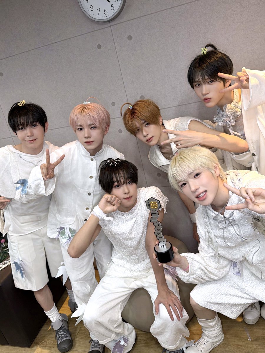 치즈만두윳냥 tweet media
