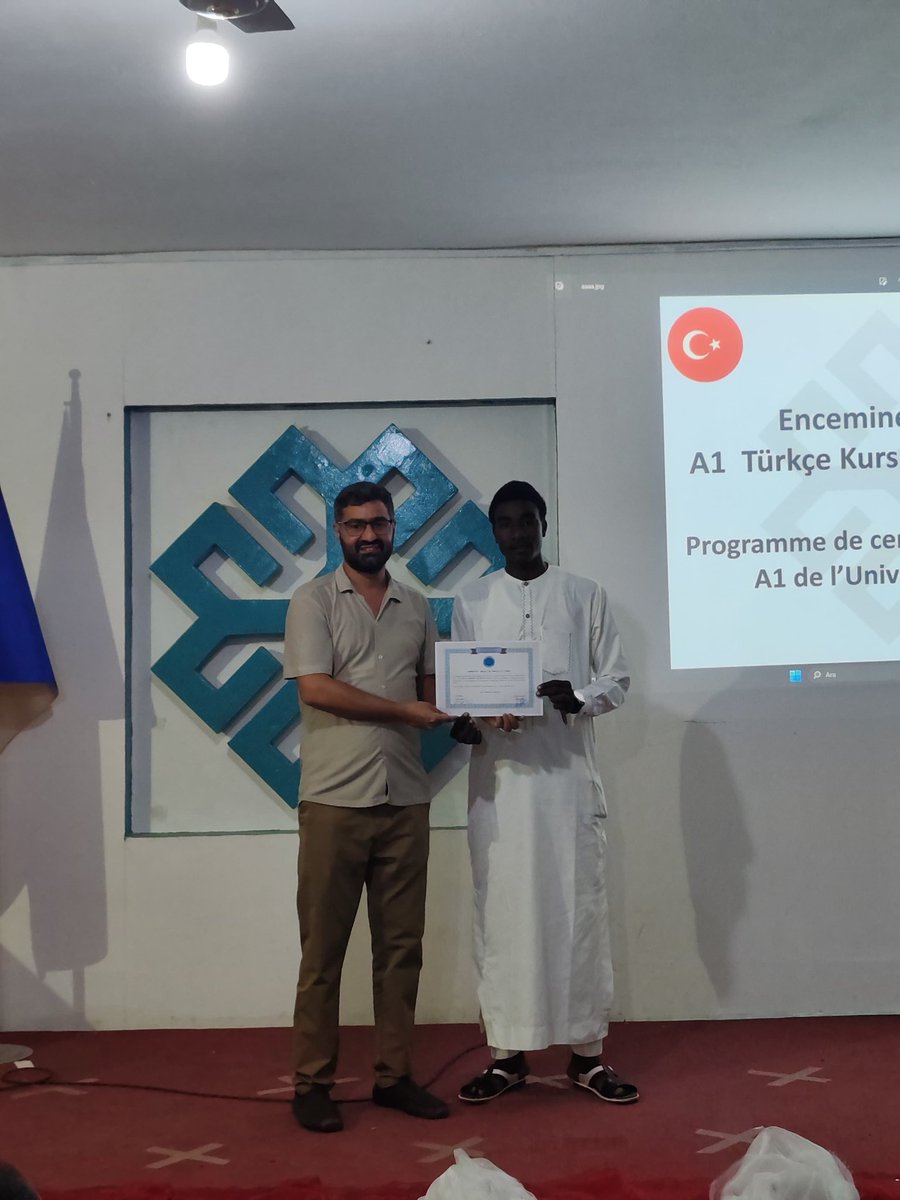 maarifTD's tweet photo. 🎓🇹🇷 Le programme de certification du cours de turc A1 de l’Université de N’Djamena s’est achevé avec succès !

Félicitations à tous nos étudiants pour cette belle réussite qui unit langue, culture et avenir. 🌍📚✨

📍 Université de N’Djamena https://t.co/M5XIXVNNfl