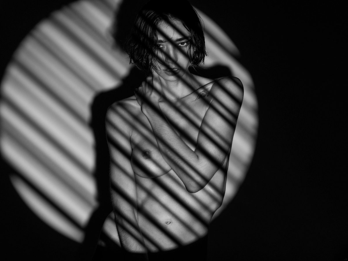 Light_and_Cam's tweet photo. Stripes of light with @aireenel_ - now on my Patreon:
https://t.co/syFKkFBrzH https://t.co/rXS2Ub8044