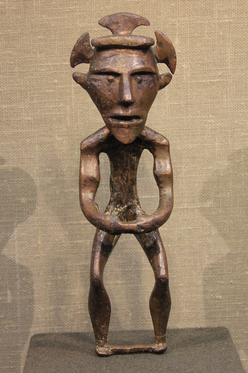 jurgenfug's tweet photo. The pose hit by the Seima-Turbino figure from the Galich treasure is also hit by bronze figures from the medieval Ob-Ugric Ust-Ishim culture. What does it mean? https://t.co/QPg8dc0Zzn