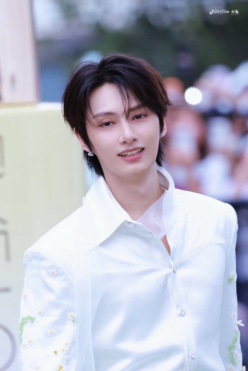 Kittyliio_moon's tweet photo. happy birthday to my love JUN
#JUN #文俊辉 #ジュン #문준휘 
 #준  #세븐틴 #SEVENTEEN 
#오늘은_문준휘생일_축하_쿠다사이 https://t.co/swH7Y91pCU