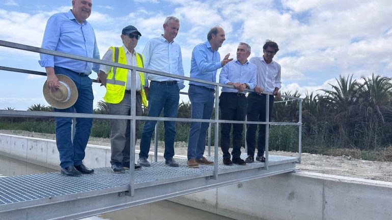 _versionradio_'s tweet photo. Versión Actualidad.
Finalizan las obras de rehabilitación del Primer Canal de Riegos de Levante.
Más actualidad en https://t.co/QC6MC0yV3w y cada hora en https://t.co/bZvxeFHfMz
 https://t.co/sbYjMQaeZv https://t.co/fgdttNsJys