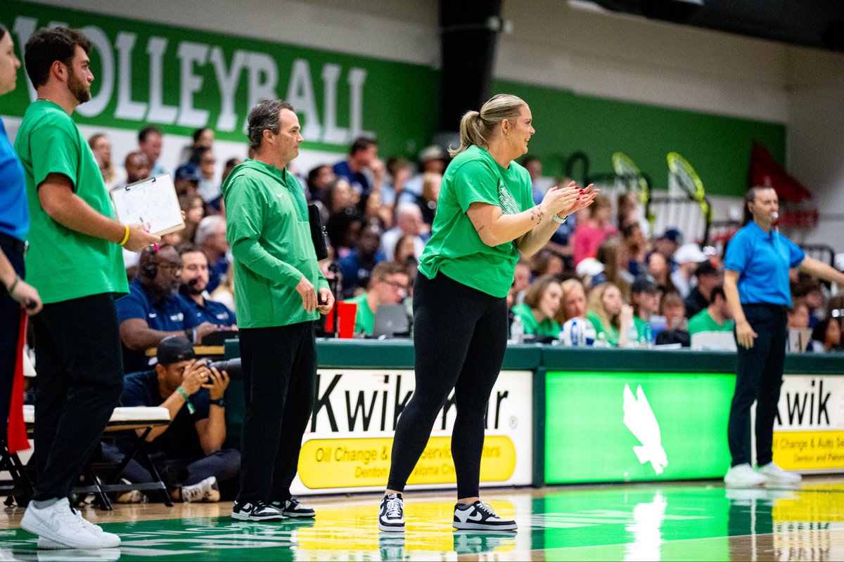 MeanGreenVB's tweet photo. Happy birthday to assistant coach Kennedy Shelstead!!

#GMG 🟢🦅 https://t.co/vPXIcSWZ07