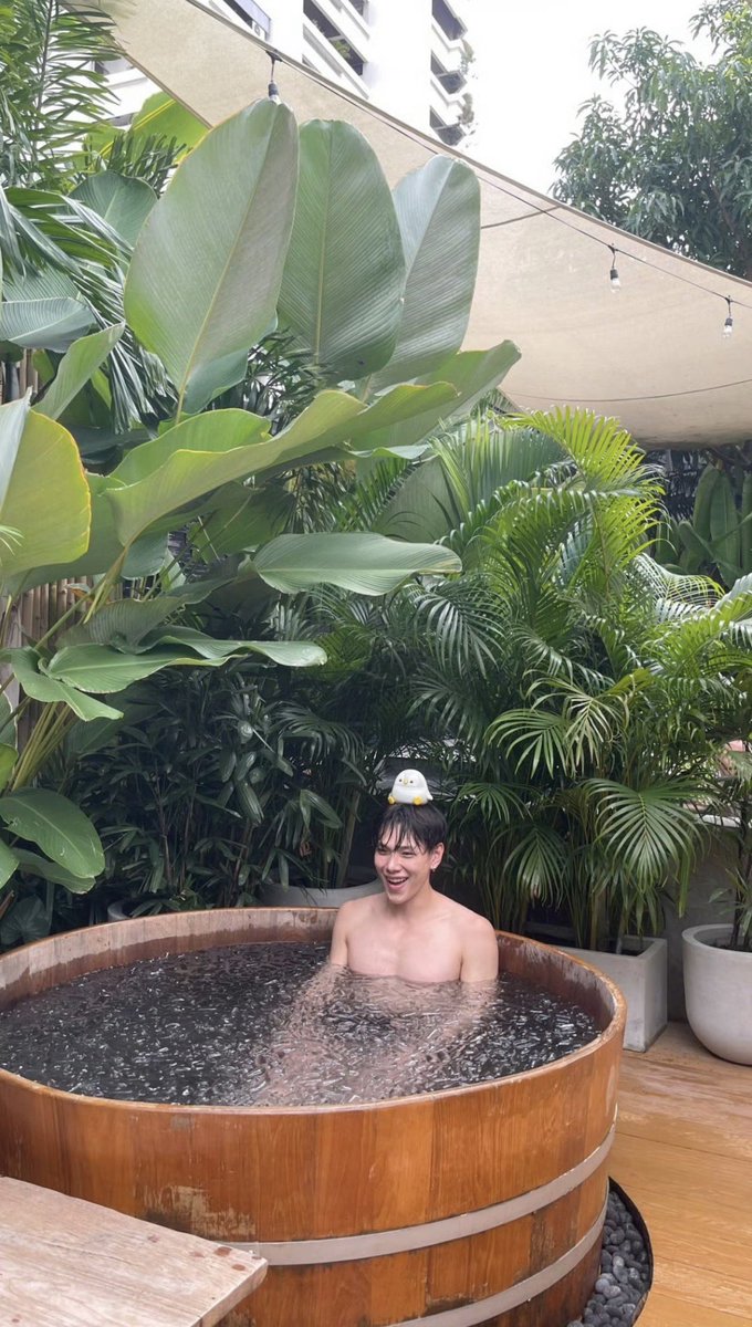 latibule1230's tweet photo. เด็กเร้กกับพี่เพนกวินตุวเดิมนินาาาา🥹💕💕

#ต้าห์อู๋ออฟโรด https://t.co/vtC5iwbhnI