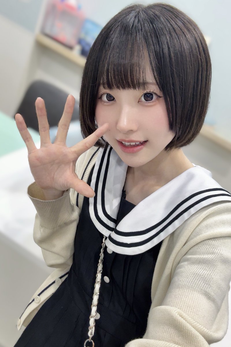 yorun_aoco's tweet photo. おきゅおわです🤚🏻❕ https://t.co/JIYsXOAEdX