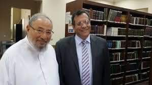 YahyaGhoniem's tweet photo. سيكتب التاريخ ل(أبو التاريخ) أنه:
مات غريبا مهاجرا إلى الله ورسوله،
مدافعا عن الحق والحرية والكرامة،
مثبتا للقيم والمبادئ التى اقتنع بها ودعى إليها،
مناصرا للمظلومين والمضطهدين،
مجابها للمجرمين والخائنين مقبلا غير مدبر،
تقبله الله فى الصادقين.
طوبى لقطر ضمت عظام العظماء الأبرار المخلصين.