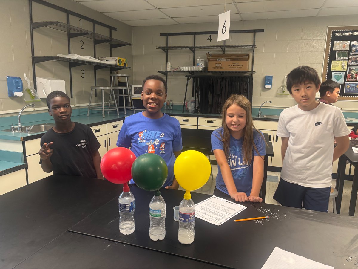 LPS53MiddleSS's tweet photo. Science in action! Today our students explored a self-inflating balloon experiment and witnessed a chemical reaction right before their eyes. Watching the balloons inflate on their own sparked curiosity, critical thinking, and lots of excitement! 🎈 #LPSSummer2026 https://t.co/EahtzVdSCp