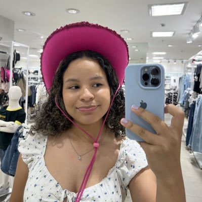 duda_thaissaa's tweet photo. #NovaFotoDePerfil https://t.co/wynIUYxJ3Z