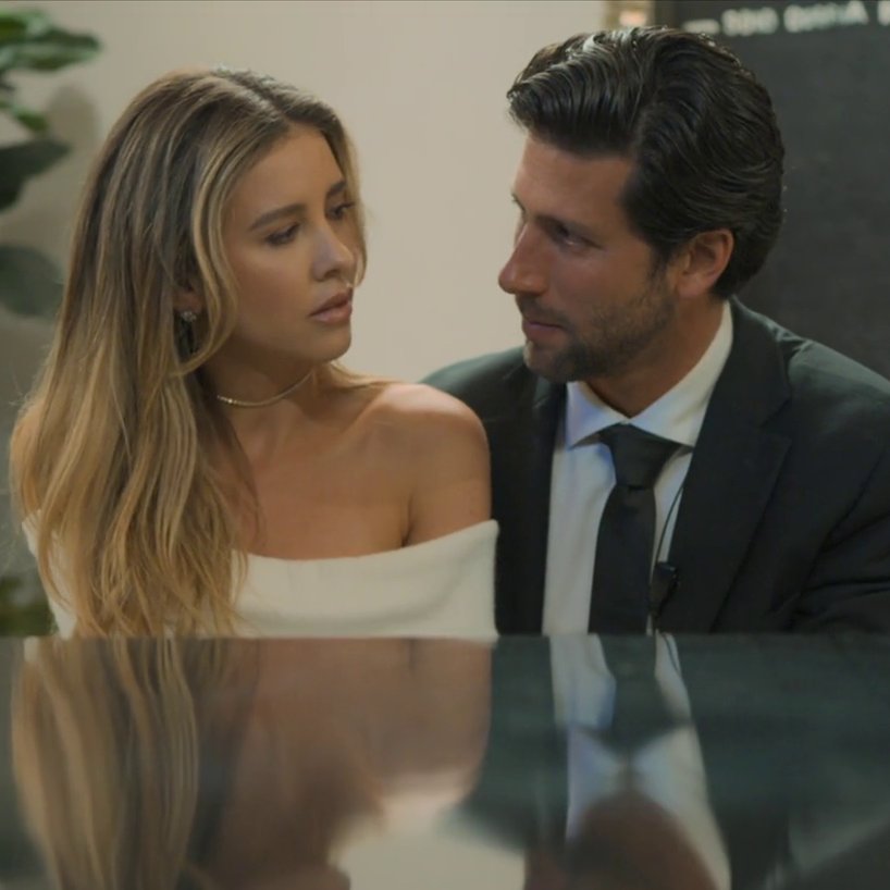swiftnylund's tweet photo. eu poderia dissertar por horas sobre como essa cena me mudou como pessoa #GuardiánDeMiVida https://t.co/OzHkiGMG49