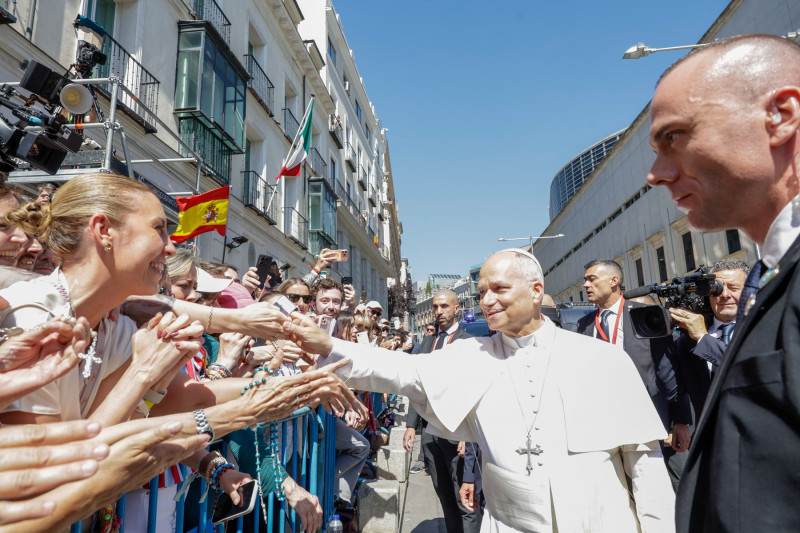 gerardotc's tweet photo. La visita de Prevost ha contribuido a apuntalar una realidad evidente: no sabemos si, como gritan algunos, España será cristiana. Lo seguro es que es berlanguiana.

"León en Madrid". Mi columna en CTXT.

https://t.co/Qb3wKAwN5h https://t.co/HQz21bZ4JJ
