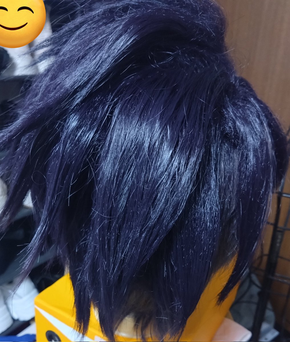 c_lazy_ha's tweet photo. #DCアニソン
ミアレシティのなんでも屋さんでフロアスタッフ参加する🙌🐦‍⬛
刈り上げ部分のは綺麗に出来たけど、反対側をもっとちゃんとせな🥲 https://t.co/xvA2yVoyI9