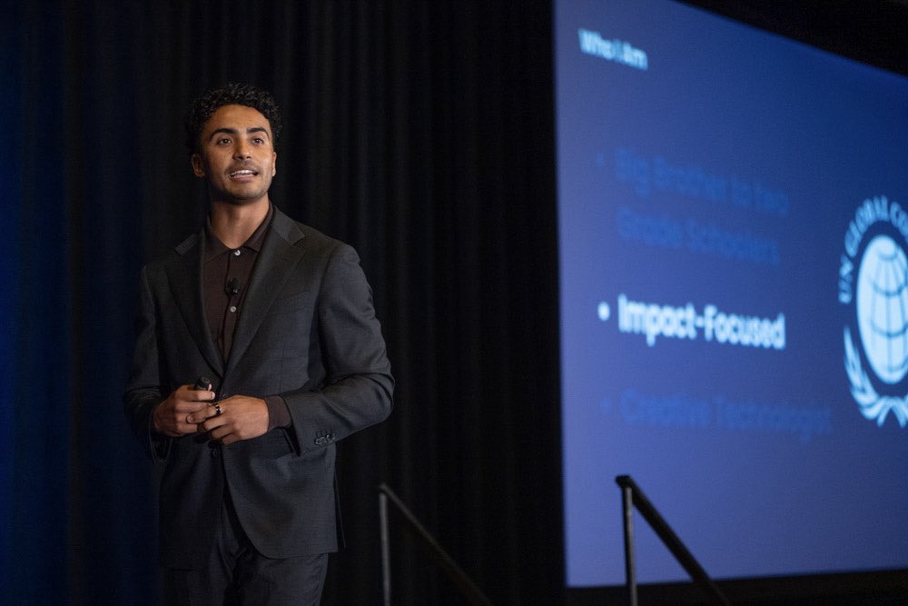 tasanet's tweet photo. “If we use technology to replace our thinking, we’ve lost the plot” -Creative Technologist @bycjacksonn “Good AI implementation means less time on screens, not more” #txedFest https://t.co/b64pdVzOQg