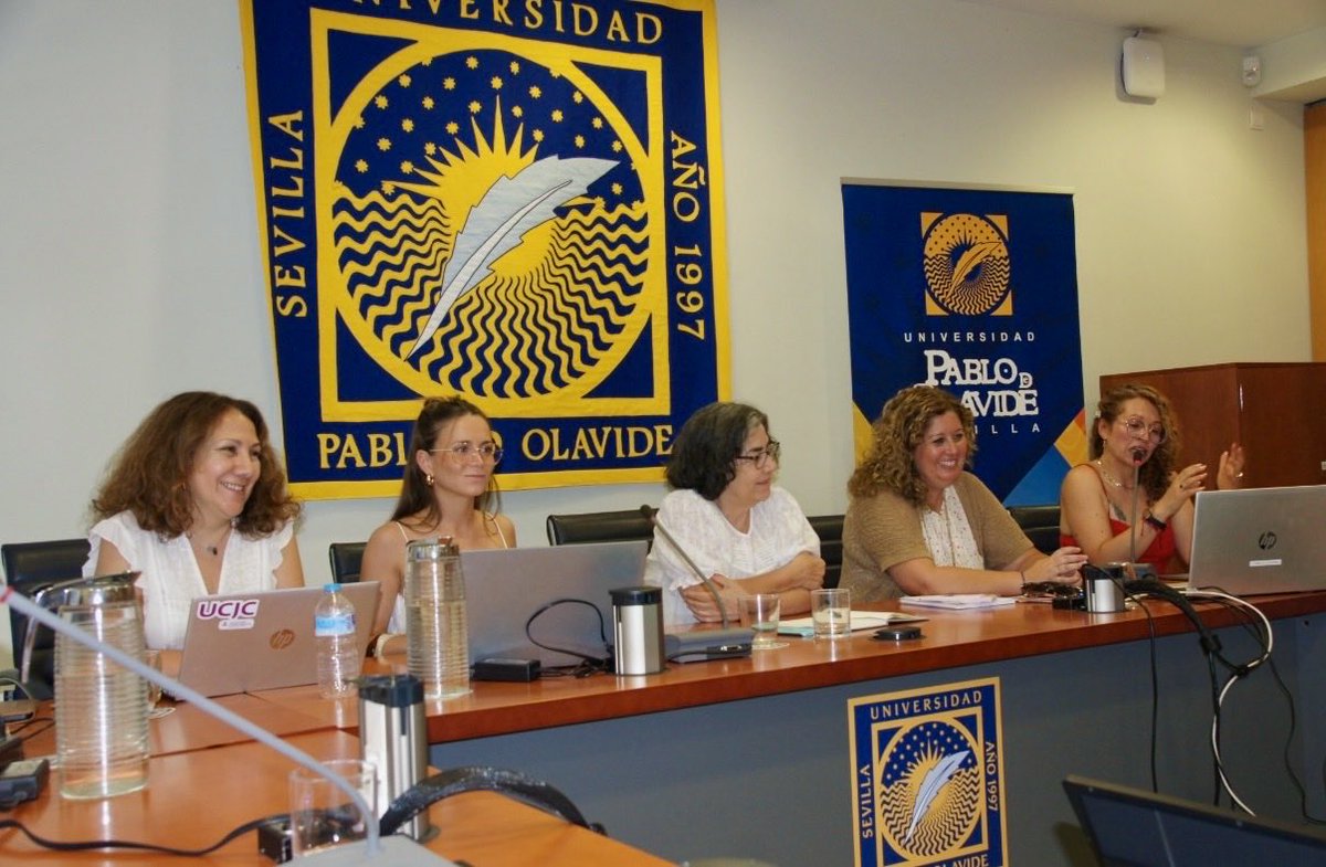proyectoeduder's tweet photo. Guía de transferencia #eduder 
Una herramienta pensada para llevar la experiencia a otras universidades: 📌 Analizar el contexto 📌 Diseñar la intervención 📌 Evaluar, sostener y comunicar
Claves para replicar buenas prácticas en inclusión
#EducaciónSuperior #Inclusión https://t.co/QLbQjtjT0x
