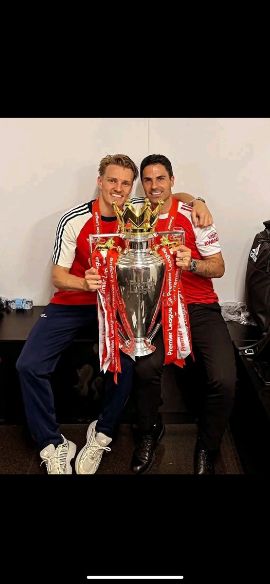 PolishRob96's tweet photo. @PetersonSchind2 @afctyga If Arteta wants him that means your wrong and he is right period and simply put let’s remind you with facts. https://t.co/AkIIedyP8w