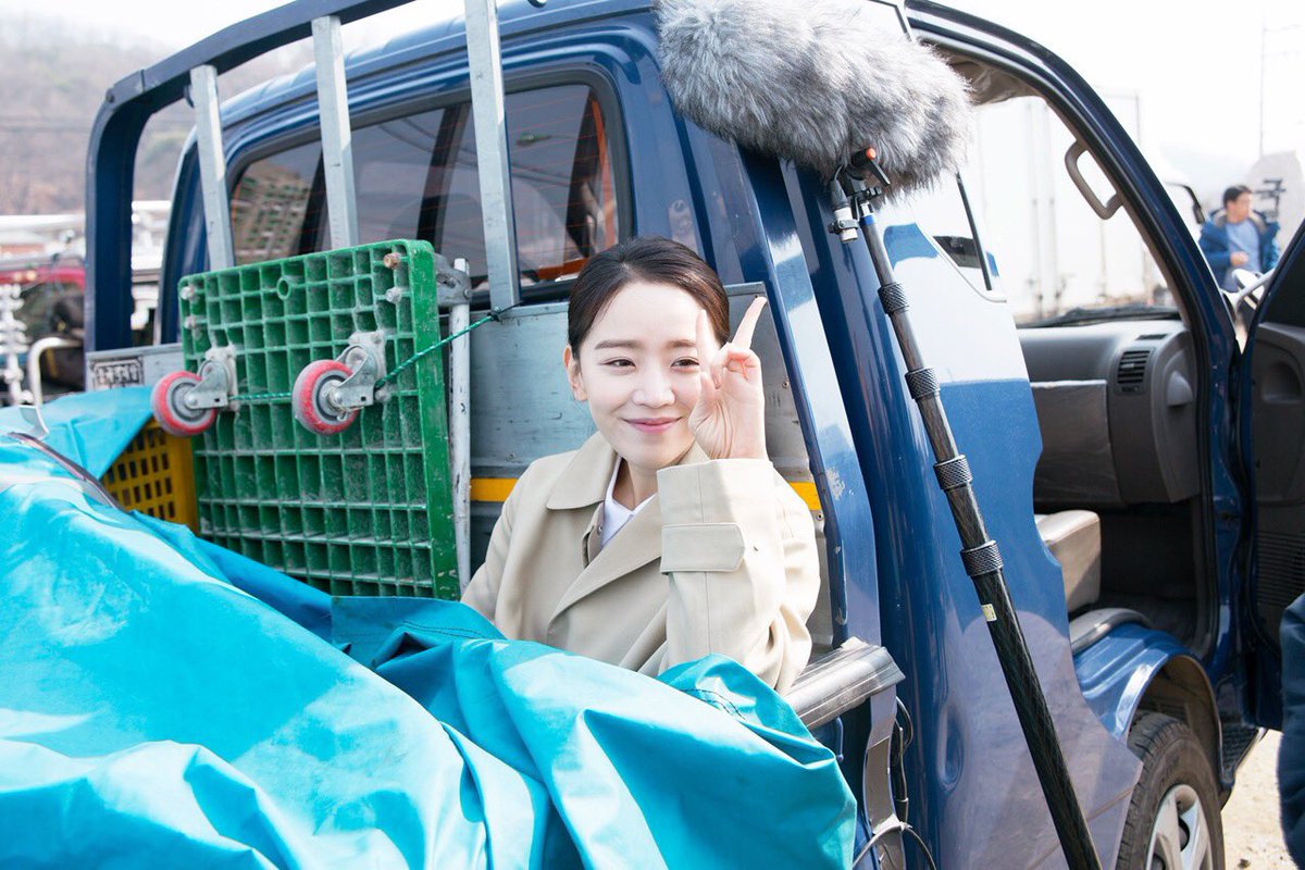 shinhs_zip's tweet photo. <비밀의 숲> 영은수 9주년♥️
<결백> 안정인 6주년♥️

#신혜선 #비밀의숲 #결백 https://t.co/Sm4Sxm7IJ4