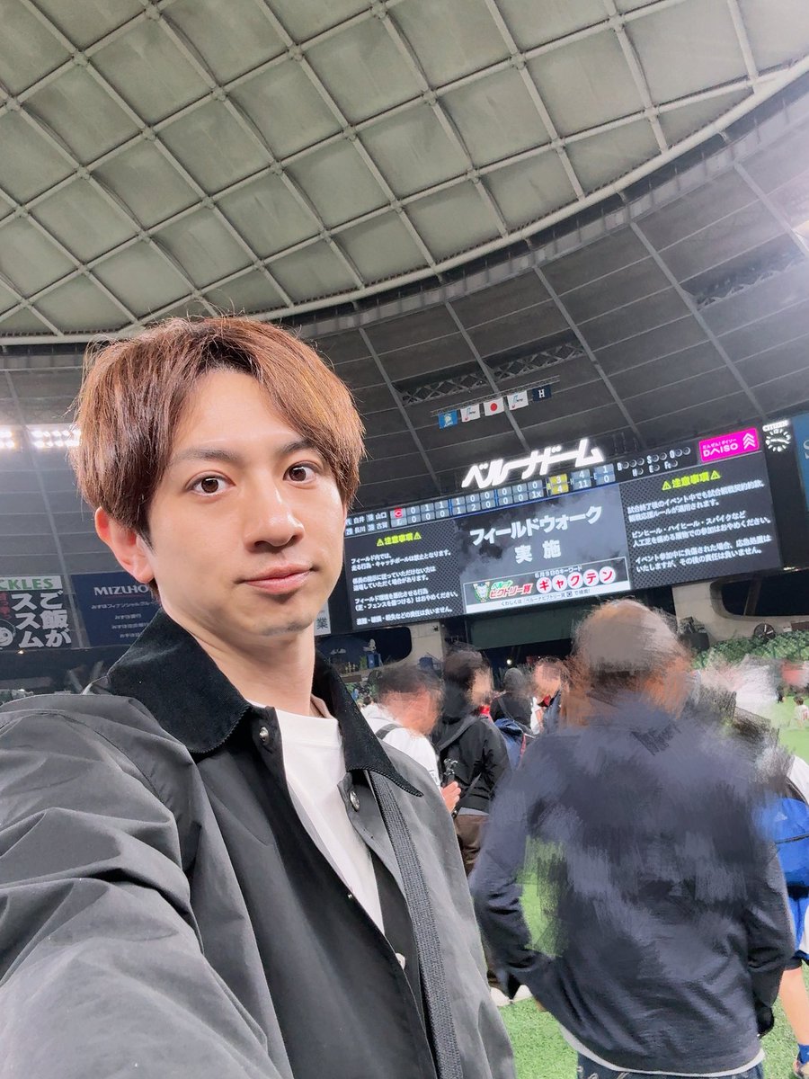 ikko0305cho's tweet photo. ご縁がありまして
本日の西武対広島の交流戦を観戦させていただきました✨

野球少年の甥っ子連れて。
隣で静かにずっと動画撮ってました🤣

とてもいい試合で西武のサヨナラ勝ち！席もすごくいい席で最高に楽しめました✨
途中一昨日くらいまで毎日聴いてた曲が聞こえてきてルンルンしてました🥰 https://t.co/siDbETYr3d