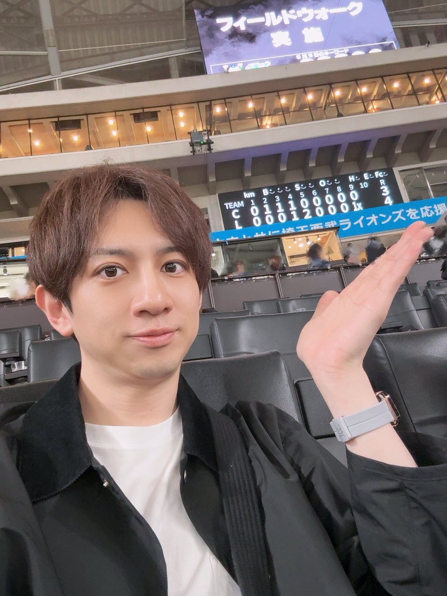 ikko0305cho's tweet photo. ご縁がありまして
本日の西武対広島の交流戦を観戦させていただきました✨

野球少年の甥っ子連れて。
隣で静かにずっと動画撮ってました🤣

とてもいい試合で西武のサヨナラ勝ち！席もすごくいい席で最高に楽しめました✨
途中一昨日くらいまで毎日聴いてた曲が聞こえてきてルンルンしてました🥰 https://t.co/siDbETYr3d