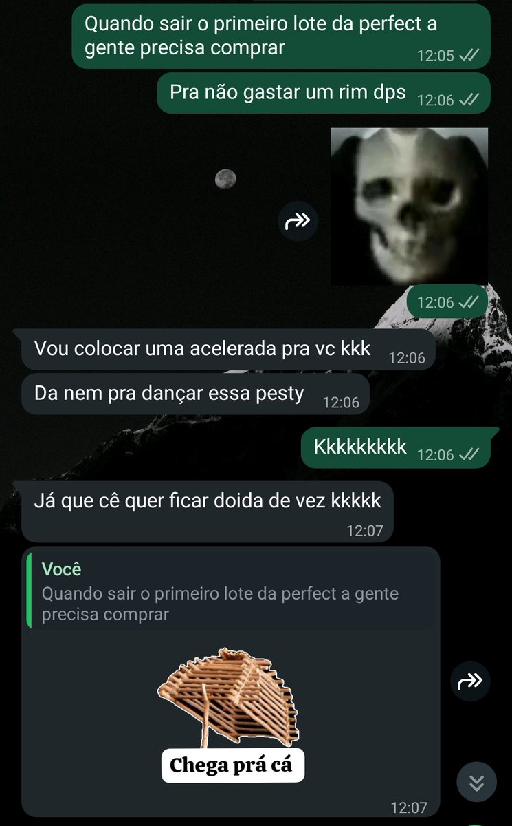 jasmindobosque's tweet photo. Tá eu e minha prima em uma Jam ouvindo psytrance, ela na academia e eu estudando kkkkkkkkk (e planejando a próxima festa pra gente ir) https://t.co/EEKDga5Lcu