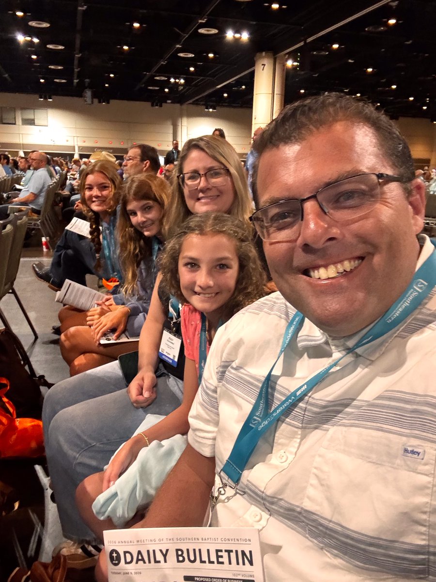 DPelichowski's tweet photo. 4 Pelichowski messengers representing FBC Gallatin in Orlando at the SBC, 1 guest in Anna tagging along and learning the ropes early, and our 3 boys are all having a blast in the children’s ministry Giant Cow programming! https://t.co/HpKOxYwtr4